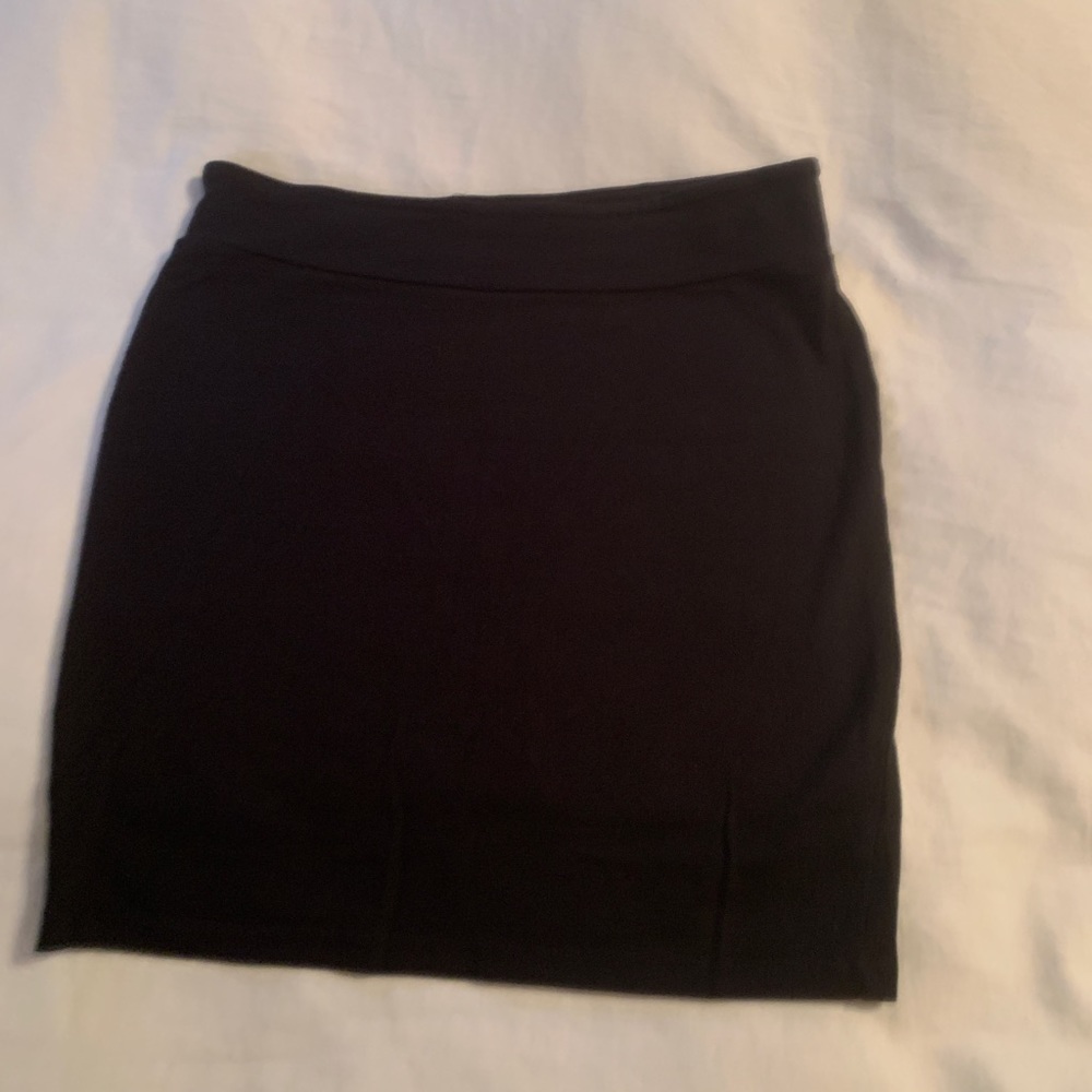 Black mini skirt size small